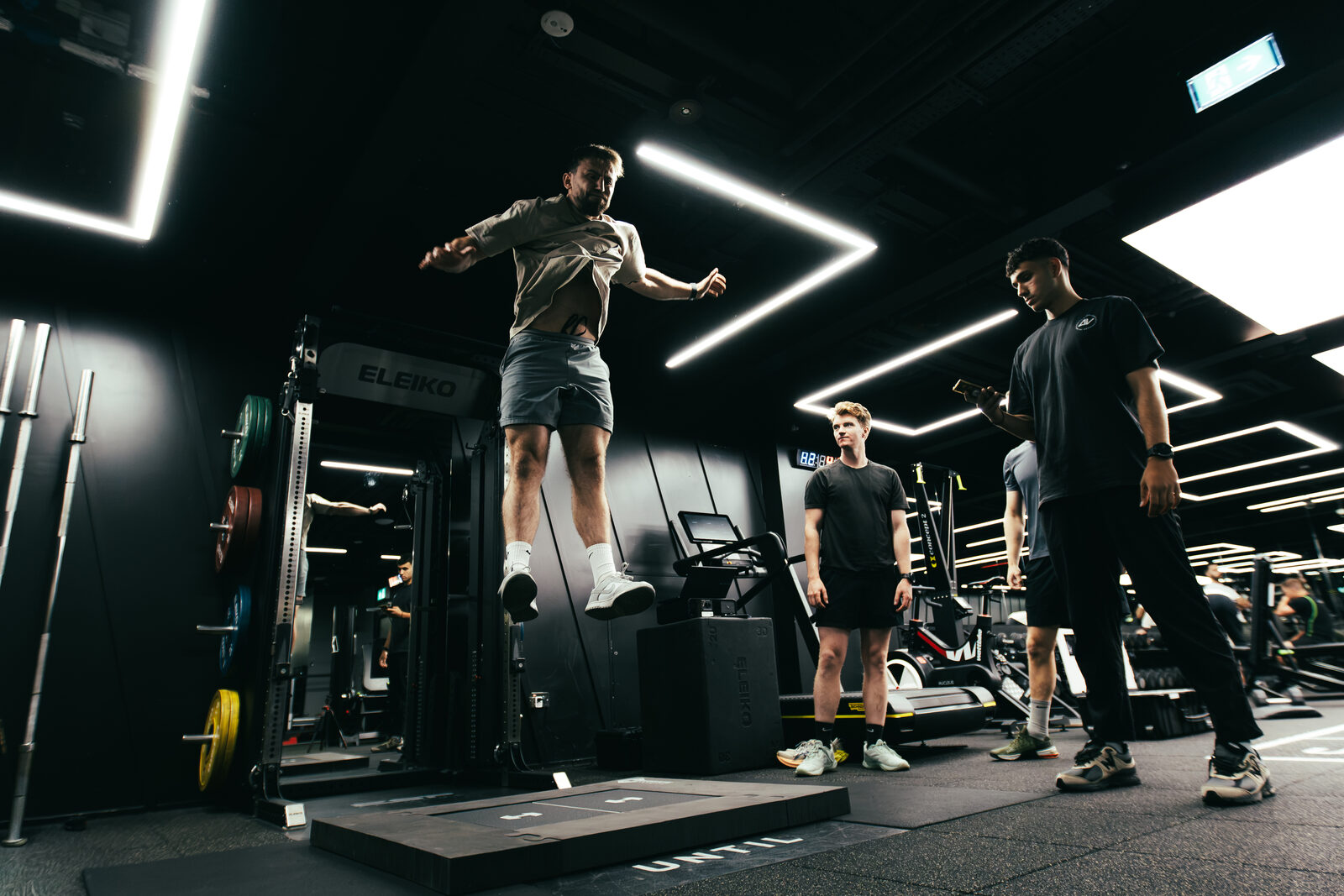 Force plate jump assessment at DVOTION London